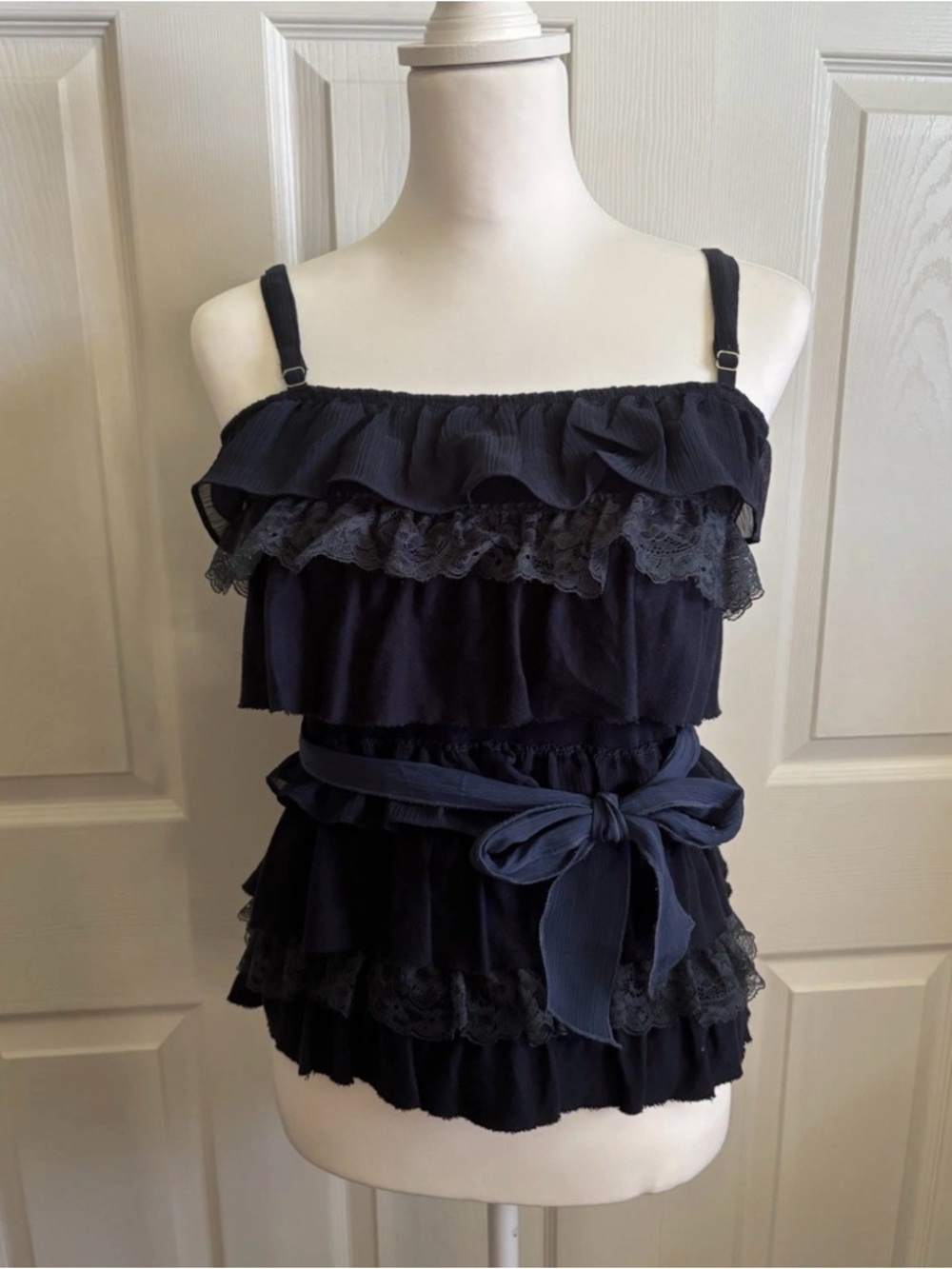 Vintage RARE 100% Cotton Abercrombie & Fitch Navy Ruffle Lace Belted Tank Top